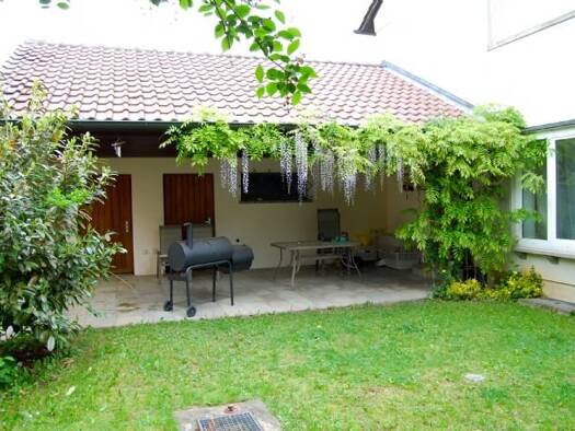 Einfamilienhaus zum Kauf 345.000 € 5 Zimmer 170 m² 480 m² Grundstück Friedenstrasse 8 Werneck 97440