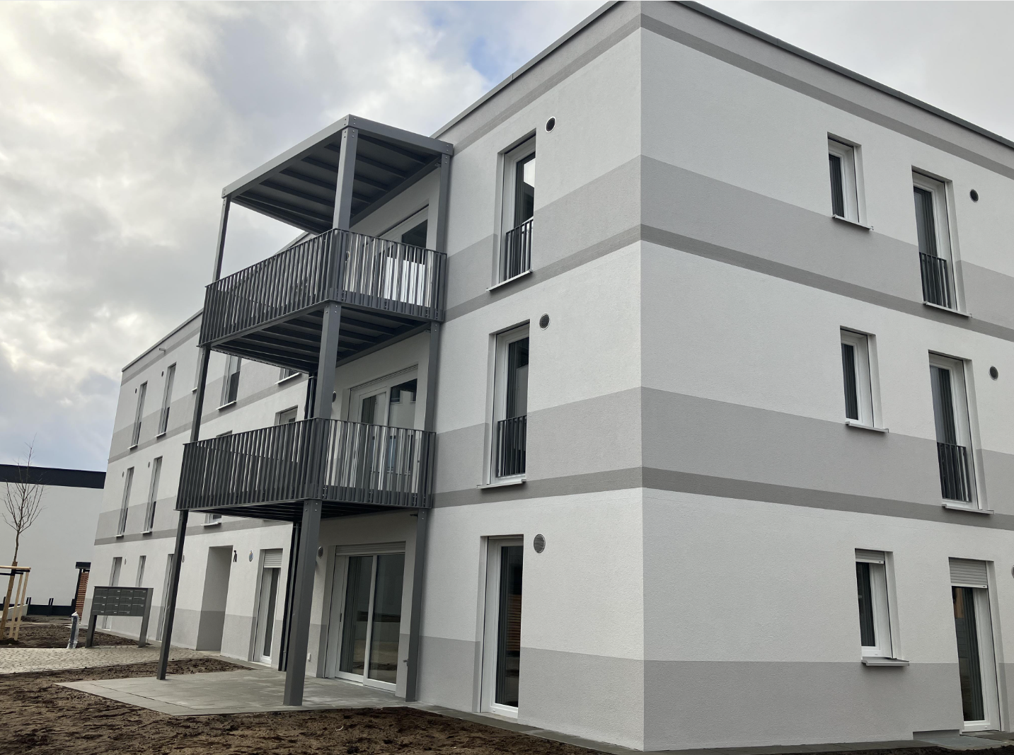 Wohnung zum Kauf provisionsfrei 564.300 € 4 Zimmer 96,7 m²<br/>Wohnfläche 1.<br/>Geschoss Schwarzachweg 7a Neumarkt Neumarkt in der Oberpfalz 92318