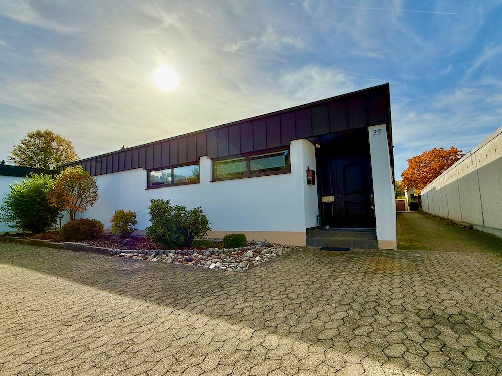 Einfamilienhaus zum Kauf 649.000 € 4 Zimmer 109 m²<br/>Wohnfläche 360 m²<br/>Grundstück Langwasser - Südost Nürnberg 90473