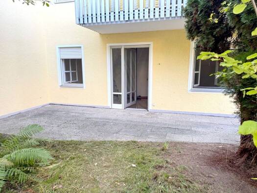 Wohnung zur Miete 460 € 2 Zimmer 45,1 m² Deggendorf Deggendorf 94469