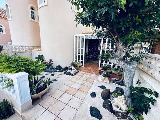 Haus zum Kauf 262.500 € 2 Zimmer 78 m² Antigua 35610