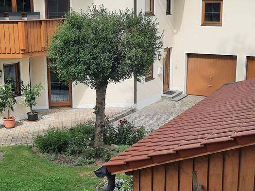 Wohnung zur Miete 530 € 3 Zimmer 75 m² Geschoss EG/3 frei ab 15.09.2026 Blumengarten 10 Falkenfels 94350