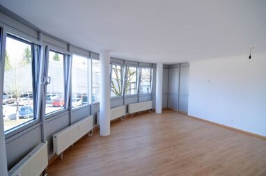 Bürofläche zur Miete provisionsfrei 8,89 € 4 Zimmer 99 m² Bürofläche Martin-Luther-Str. 38 Traunreut Traunreut 83301