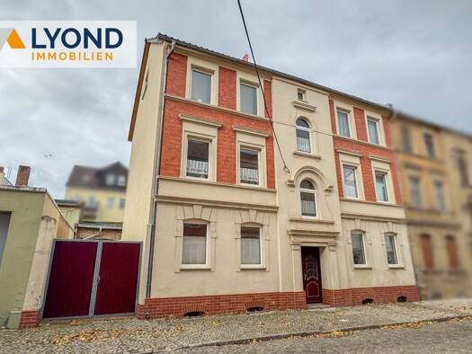 Mehrfamilienhaus zum Kauf 139.000 € 10 Zimmer 268,1 m² 314 m² Grundstück Staßfurt Staßfurt 39418