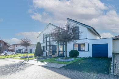 Einfamilienhaus zum Kauf 690.000 € 7 Zimmer 164 m² 1.032 m² Grundstück Kirchhoven Heinsberg / Lieck 52525