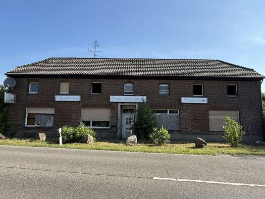 Haus zum Kauf 585.000 € 36 Zimmer 623 m² 3.277 m² Grundstück Praest Emmerich am Rhein 46446