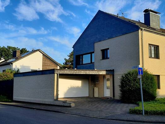 Doppelhaushälfte zum Kauf provisionsfrei 525.000 € 6 Zimmer 132 m² 407 m² Grundstück frei ab sofort Giesenkirchen Ost 41238