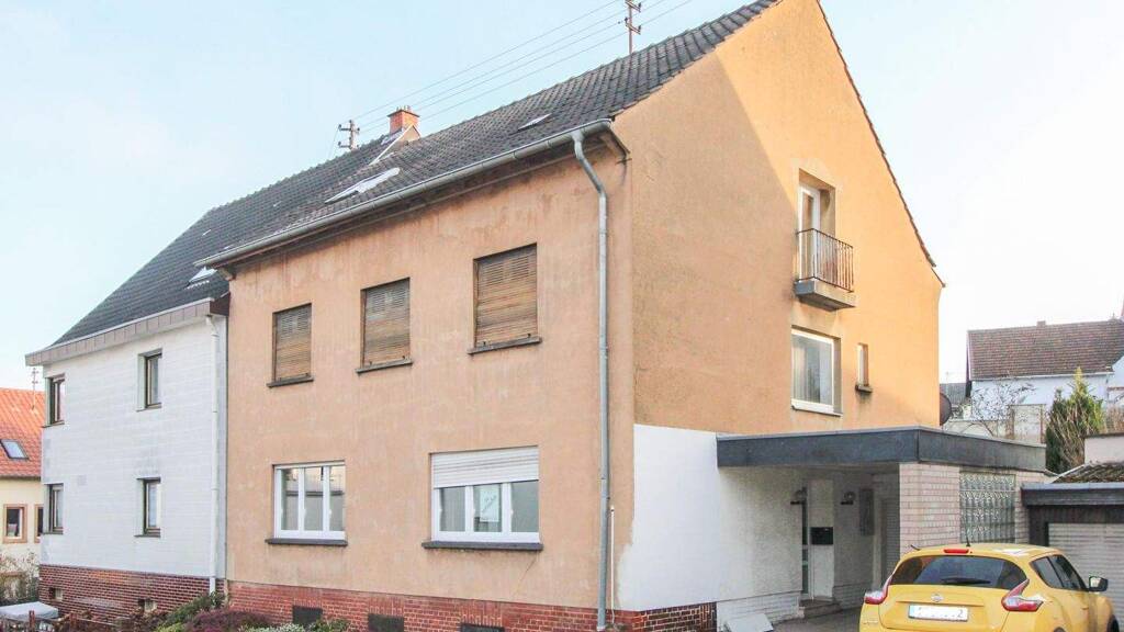 Einfamilienhaus zum Kauf 149.000 € 7 Zimmer 238 m² 359 m² Grundstück frei ab sofort Quierschied 66287