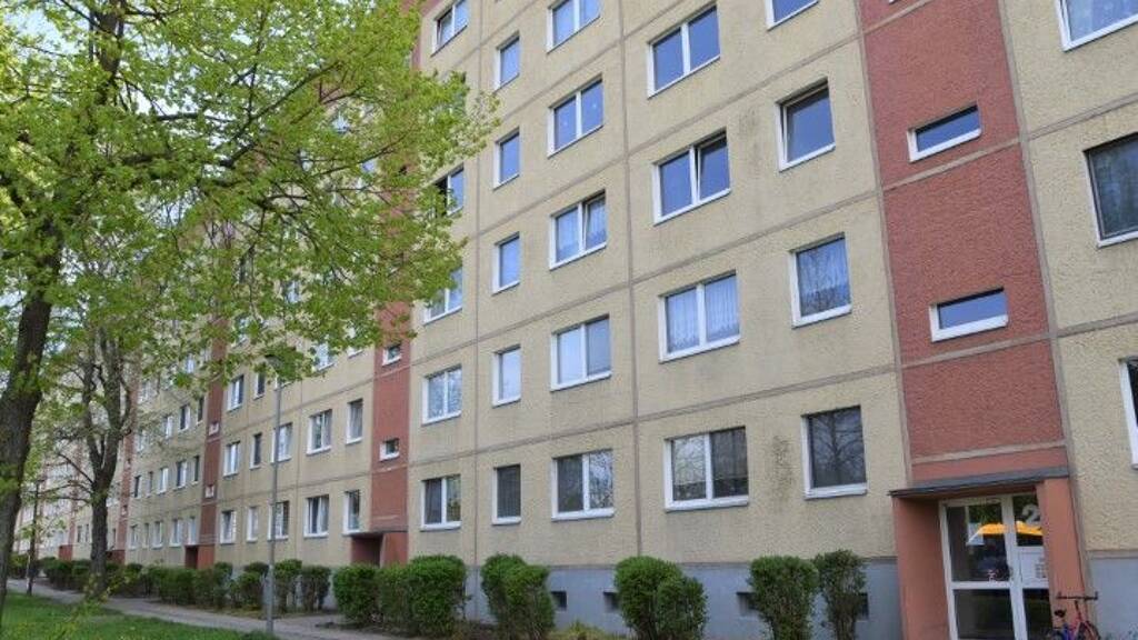 Studio zur Miete 266 € 1 Zimmer 32,6 m² 2. Geschoss frei ab sofort Schönauer Ring 19 Schönau Leipzig 04205