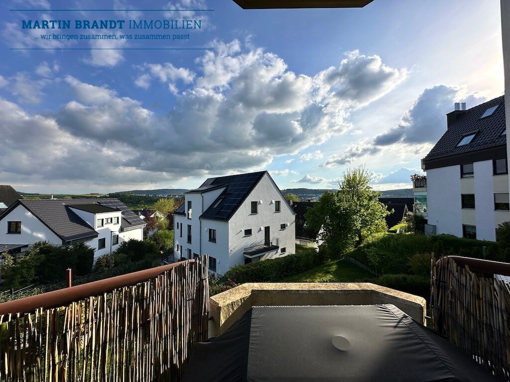 Wohnung zum Kauf 299.000 € 3 Zimmer 94 m²<br/>Wohnfläche 1.<br/>Geschoss Idstein Idstein 65510