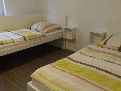Wohnung zur Miete Wohnen auf Zeit 1.775 € 2 Zimmer 52 m² frei ab sofort Bönnigheimer Straße Zuffenhausen Stuttgart 70435