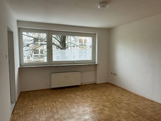 Wohnung zur Miete 310 € 1 Zimmer 30,1 m² Geschoss EG/4 frei ab sofort Wilhelmshöher Allee 102 West Kassel 34119