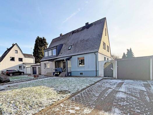 Doppelhaushälfte zum Kauf 399.000 € 6 Zimmer 122,8 m² 911 m² Grundstück Weitmar Bochum 44795