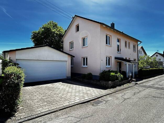 Mehrfamilienhaus zum Kauf provisionsfrei 350.000 € 9 Zimmer 192 m² 611 m² Grundstück Kolbingen 78600
