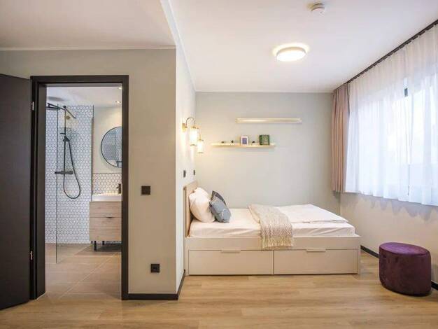 Wohnung zur Miete 1.623 € 1 Zimmer 25 m² frei ab sofort Pestalozzistraße 5 Pankow Pankow 13187