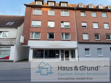 Wohnung zur Miete 415 € 2 Zimmer 64 m² 1. Geschoss frei ab 01.01.2025 Kieler Straße 18 Kern Neumünster 24534