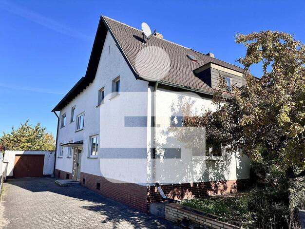 Doppelhaushälfte zum Kauf 220.000 € 5,5 Zimmer 141,2 m² 423 m² Grundstück Amberg 92224
