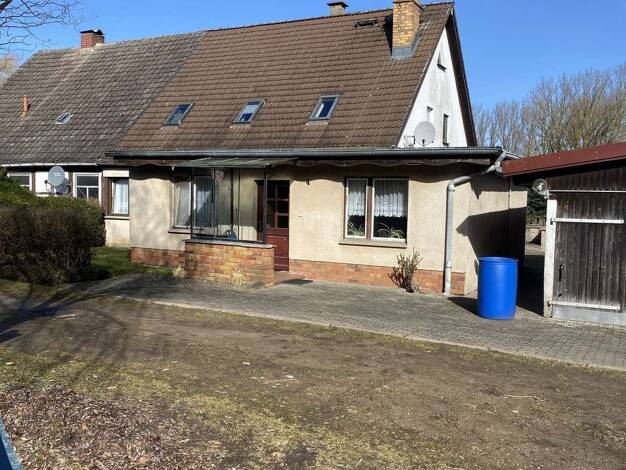 Haus zum Kauf 210.000 € 4 Zimmer 210 m² 2.000 m² Grundstück Walkendorf 17179