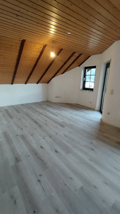 Wohnung zum Kauf 290.000 € 5 Zimmer 106 m² Dachgeschoss Kippenheim Kippenheim 77971