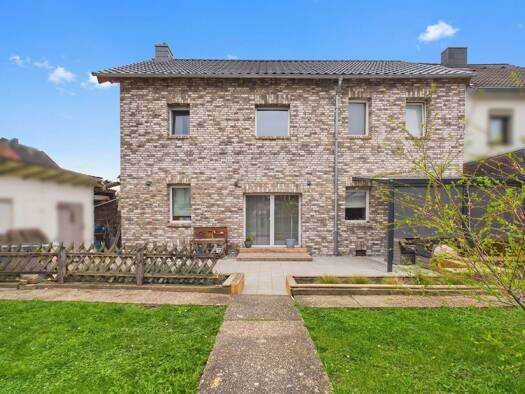 Doppelhaushälfte zum Kauf 449.000 € 7 Zimmer 160 m² 650 m² Grundstück Arnoldsweiler Düren 52353