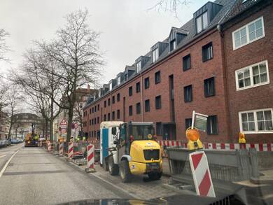 Wohnung zur Miete 875 € 2 Zimmer 56,8 m² frei ab sofort Alter Postweg 10-16 Heimfeld Hamburg 21075