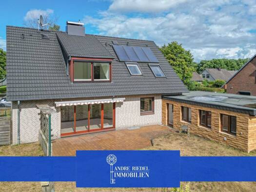 Einfamilienhaus zum Kauf 619.000 € 8 Zimmer 176 m² 847 m² Grundstück Kaltenkirchen 24568