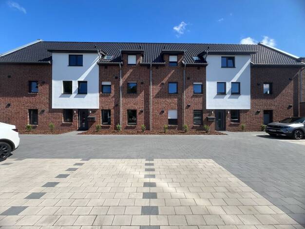 Mehrfamilienhaus zum Kauf provisionsfrei als Kapitalanlage geeignet 2.540.000 € 696,1 m² 1.383 m² Grundstück Leege Weg 29 Bunde 26831