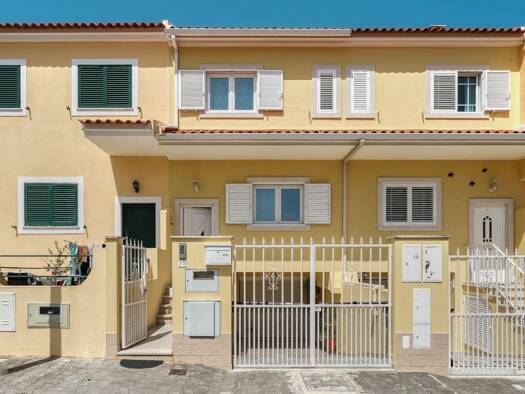 Haus zum Kauf 450.000 € 137 m² 225 m² Grundstück Seixal, Arrentela e Aldeia de Paio Pires 2840