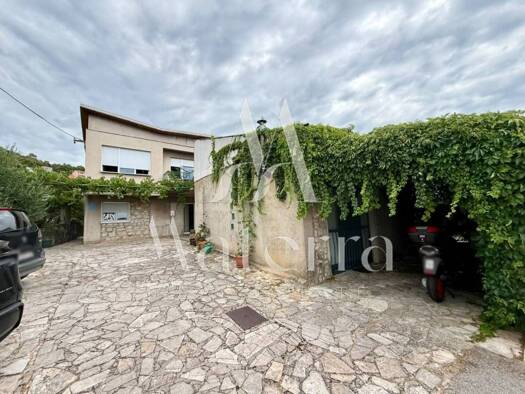 Haus zum Kauf 550.000 € 8 Zimmer 174 m² Crnica, Sibenik Šibenik