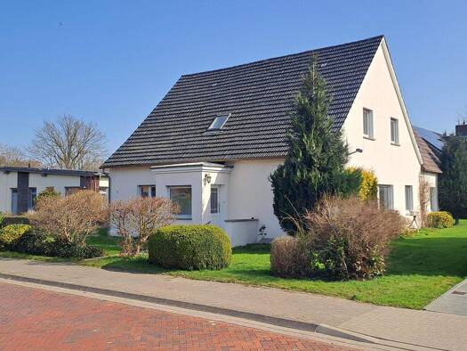 Mehrfamilienhaus zum Kauf 199.000 € 6 Zimmer 217 m² 761 m² Grundstück frei ab 01.05.2026 Unterlübbe Hille 32479