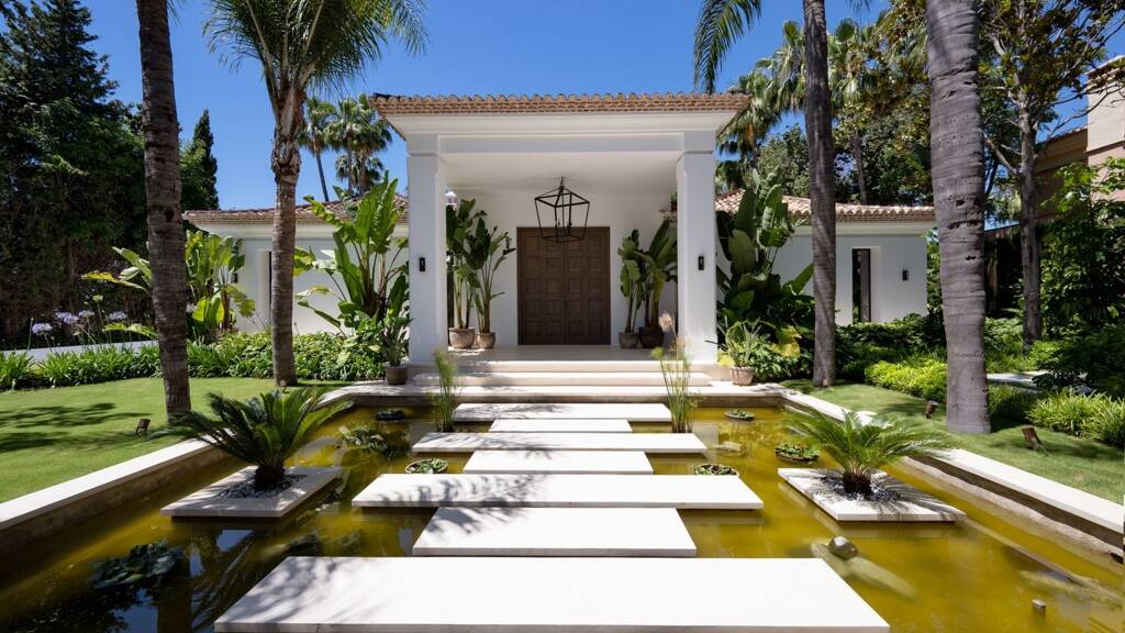 Villa zum Kauf 9.490.000 € 7 Zimmer 803 m² 1.701 m² Grundstück Nueva Andalucia 29660