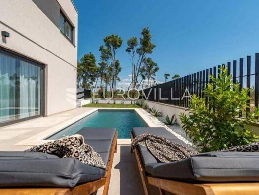Haus zum Kauf 550.000 € 3 Zimmer 263 m² Privlaka Privlaka