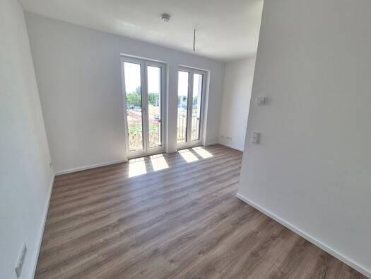 Wohnung zur Miete nur mit Wohnberechtigungsschein 363 € 1 Zimmer 27,7 m² 1. Geschoss frei ab sofort Daumstraße 52 Haselhorst Spandau 13599