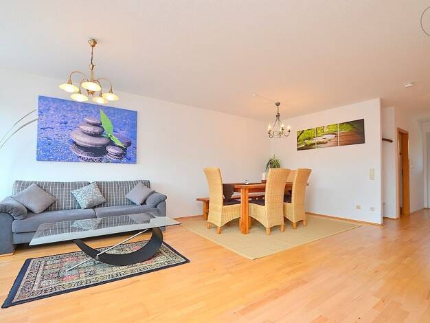 Wohnung zur Miete 1.440 € 3 Zimmer 94 m² 1. Geschoss frei ab 01.09.2026 Nordöstlicher Stadtteil Schweinfurt 97422