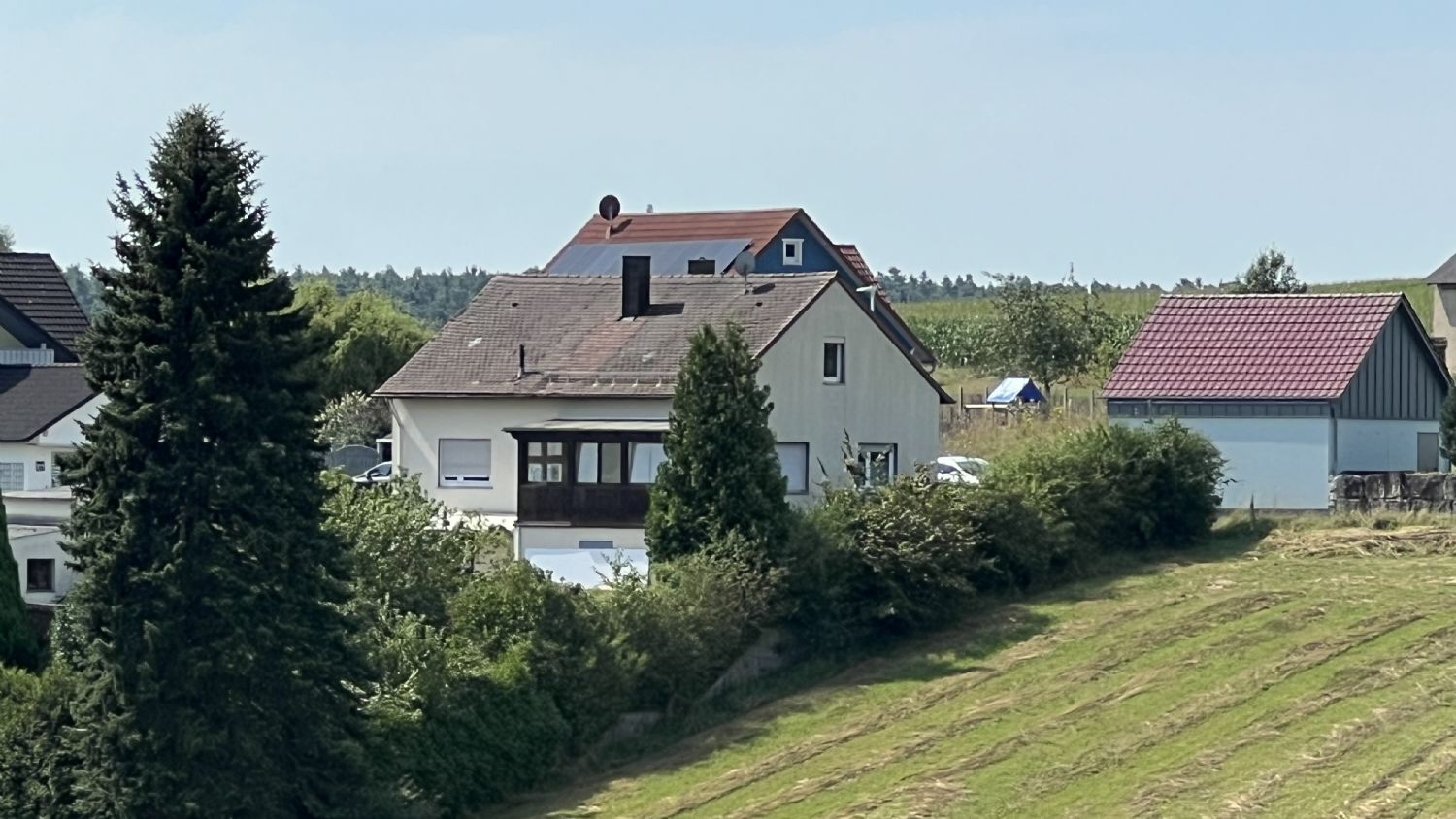 Einfamilienhaus zum Kauf 495.000 € 4 Zimmer 70 m²<br/>Wohnfläche 980 m²<br/>Grundstück Welkenbach Herzogenaurach 91074