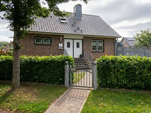 Einfamilienhaus zum Kauf 475.000 € 3,5 Zimmer 131,4 m² 1.008 m² Grundstück Grabau 23845
