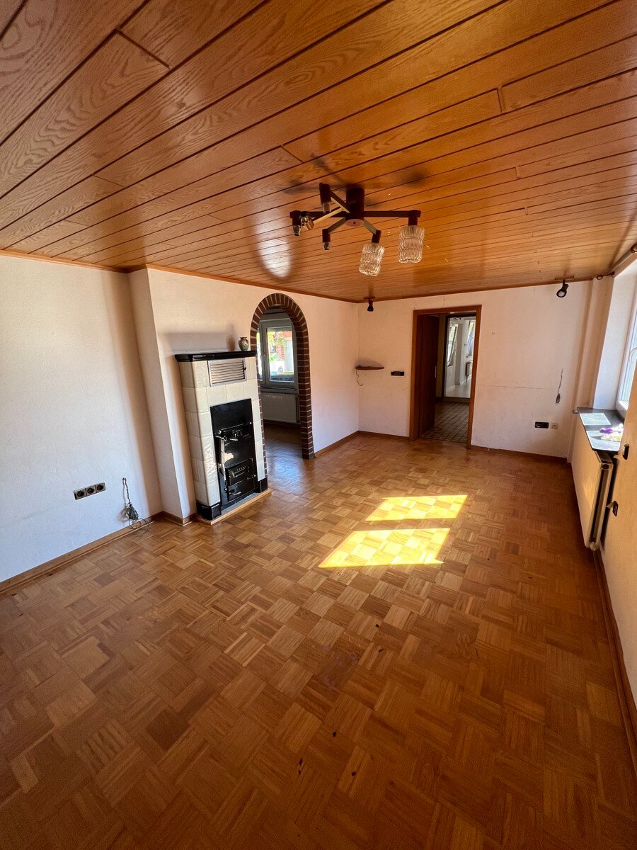 Einfamilienhaus zur Miete 1.890 € 7 Zimmer 150 m²<br/>Wohnfläche 750 m²<br/>Grundstück ab sofort<br/>Verfügbarkeit Lauenburg/Elbe 21481