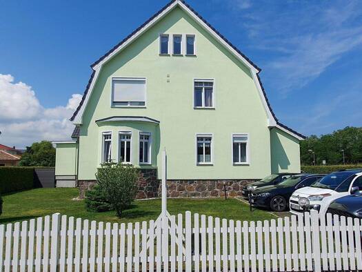 Mehrfamilienhaus zum Kauf als Kapitalanlage geeignet 1.200.000 € 17 Zimmer 578 m² 844 m² Grundstück Zinnowitz 17454
