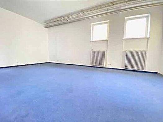 Büro zur Miete 268 € 1 Zimmer 33,5 m² Bürofläche Freilassing 83395