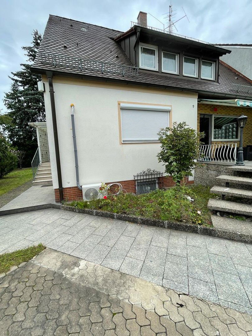 Doppelhaushälfte zum Kauf provisionsfrei 580.000 € 6 Zimmer 130 m²<br/>Wohnfläche 553 m²<br/>Grundstück Werderau Nürnberg 90441