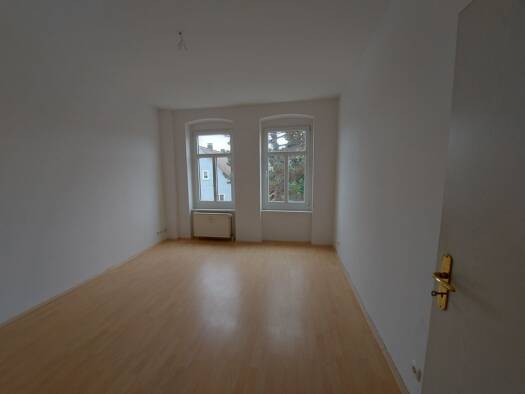 Wohnung zur Miete 335 € 2 Zimmer 57 m² 2. Geschoss frei ab sofort Rudolf-Scheffel-Straße 18 Debschwitz Gera 07548