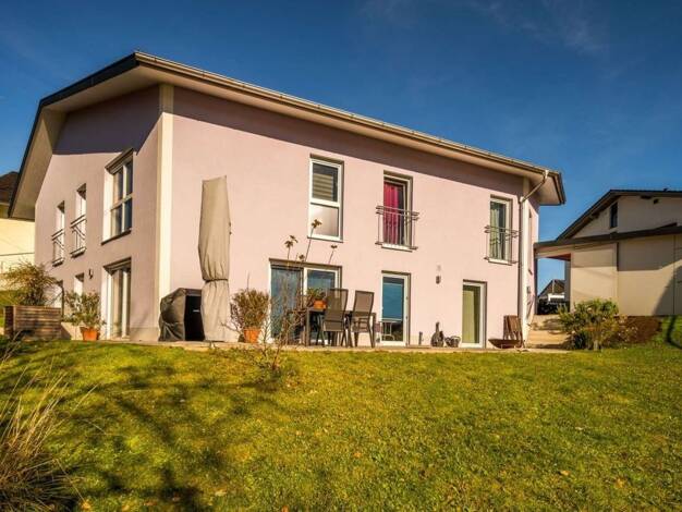 Mehrfamilienhaus zum Kauf 995.000 € 7,5 Zimmer 250 m² 568 m² Grundstück frei ab sofort Hohenpolding Hohenpolding 84432