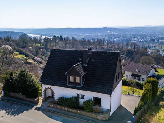 Haus zum Kauf 520.000 € 5 Zimmer 171 m² 910 m² Grundstück Ockenfels 53545