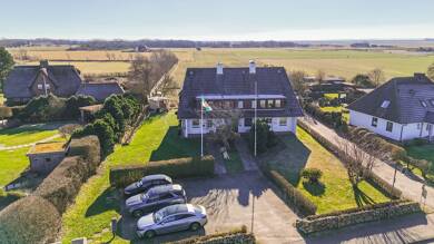 Reihenendhaus zum Kauf 850.000 € 5 Zimmer 143 m² 1.400 m² Grundstück Morsum Sylt-Ost / Morsum 25980