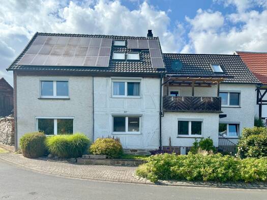 Haus zum Kauf 250.000 € 9 Zimmer 275 m² 880 m² Grundstück Wahmbeck Bodenfelde 37194