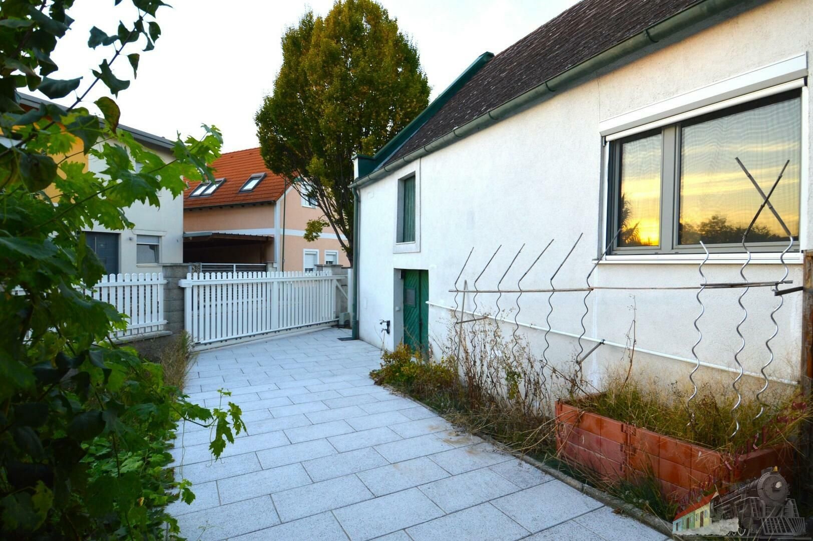 Einfamilienhaus zum Kauf 189.000 € 3 Zimmer 146 m²<br/>Wohnfläche 496 m²<br/>Grundstück Siegendorf 7011