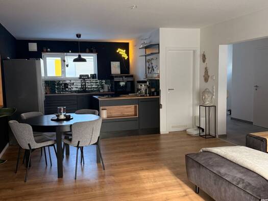 Doppelhaushälfte zur Miete 1.900 € 4 Zimmer 137 m² 262 m² Grundstück frei ab 01.04.2026 Haimendorf Röthenbach an der Pegnitz 90552