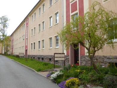 Wohnung zur Miete 364 € 3 Zimmer 65 m² 1. Geschoss Stauffenbergstr. 17 Saalfeld Saalfeld/Saale 07318