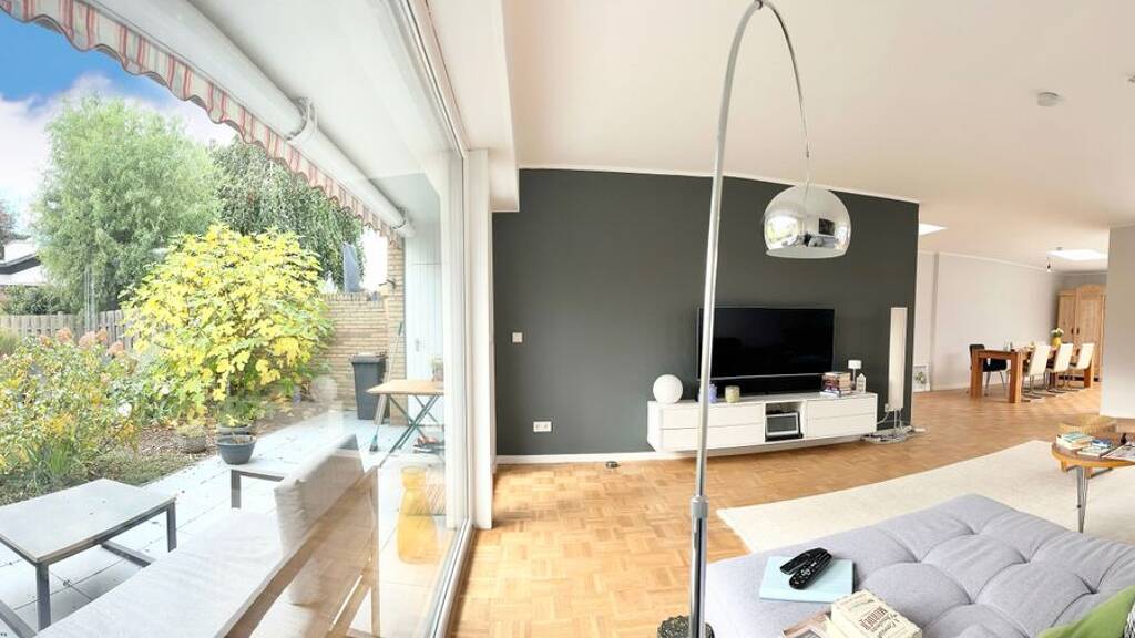 Bungalow zum Kauf 5 Zimmer 126,7 m² 239 m² Grundstück Lövenich Köln 50859