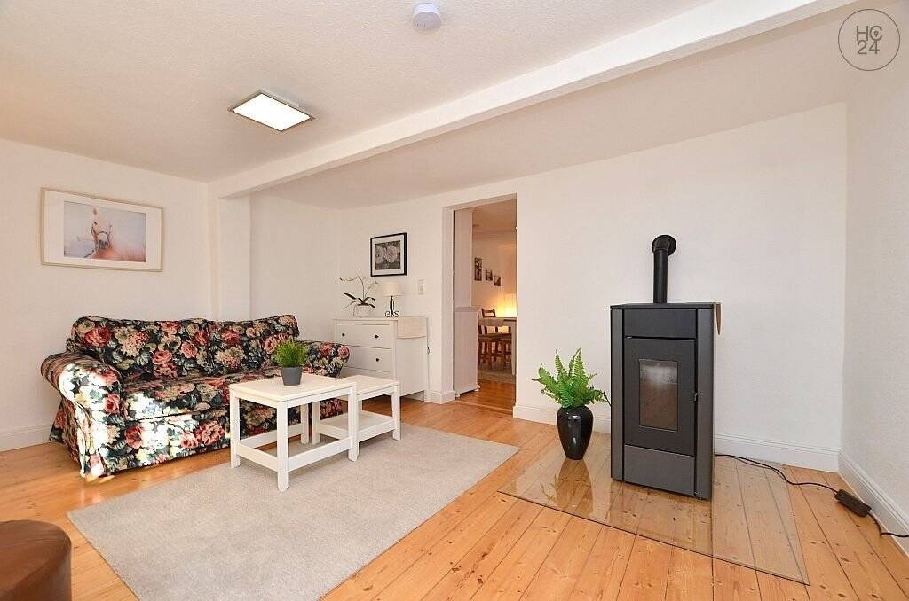 Haus zur Miete Wohnen auf Zeit 945 € 4 Zimmer 90 m²<br/>Wohnfläche ab sofort<br/>Verfügbarkeit Höchberg 97204